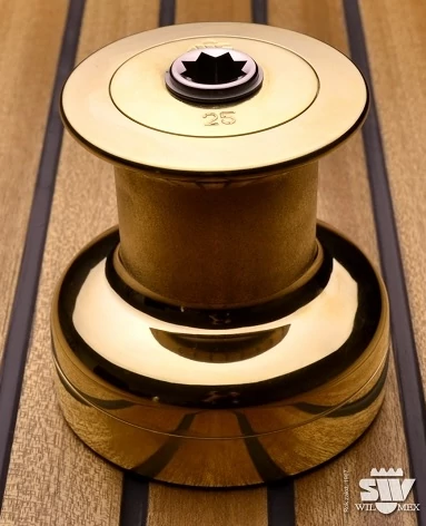 Csörlő KZ-025B, polírozott bronz